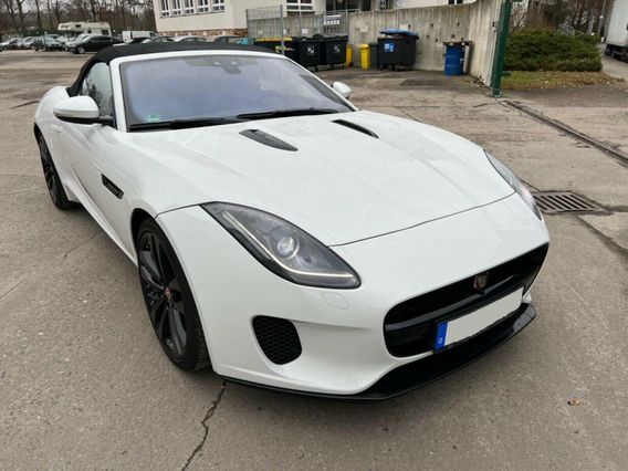 F-TYPE CABRIO P300