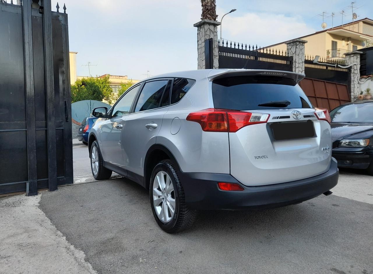 Toyota RAV 4 RAV4 2.2 D-4D 150 CV Lounge