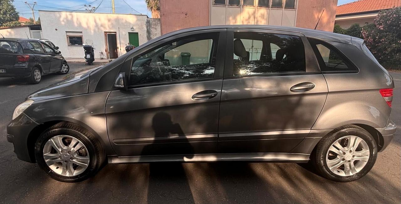Mercedes-benz B 180 CDI Chrome