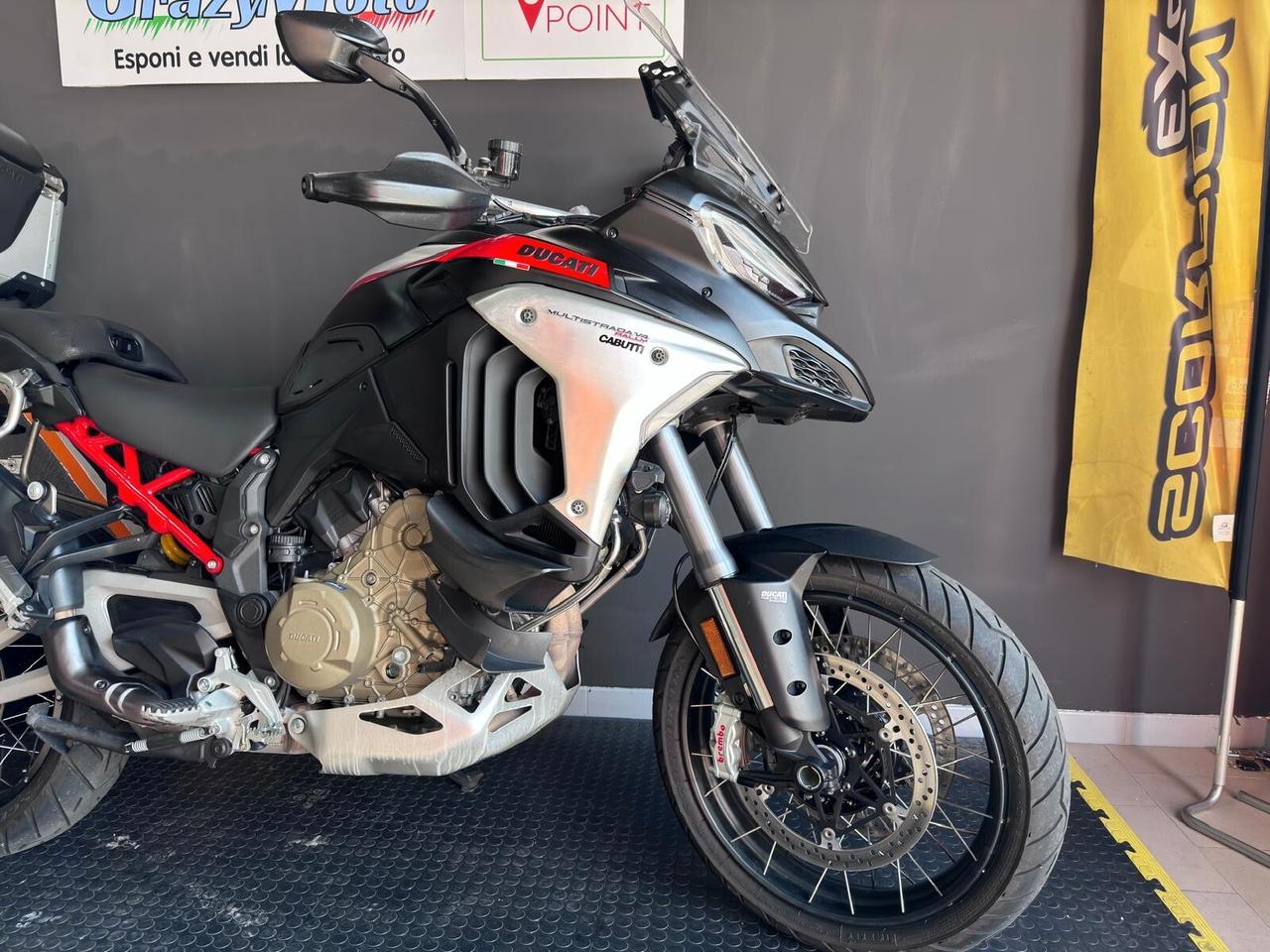 Ducati Multistrada V4 RALLY TRAVEL & RADAR