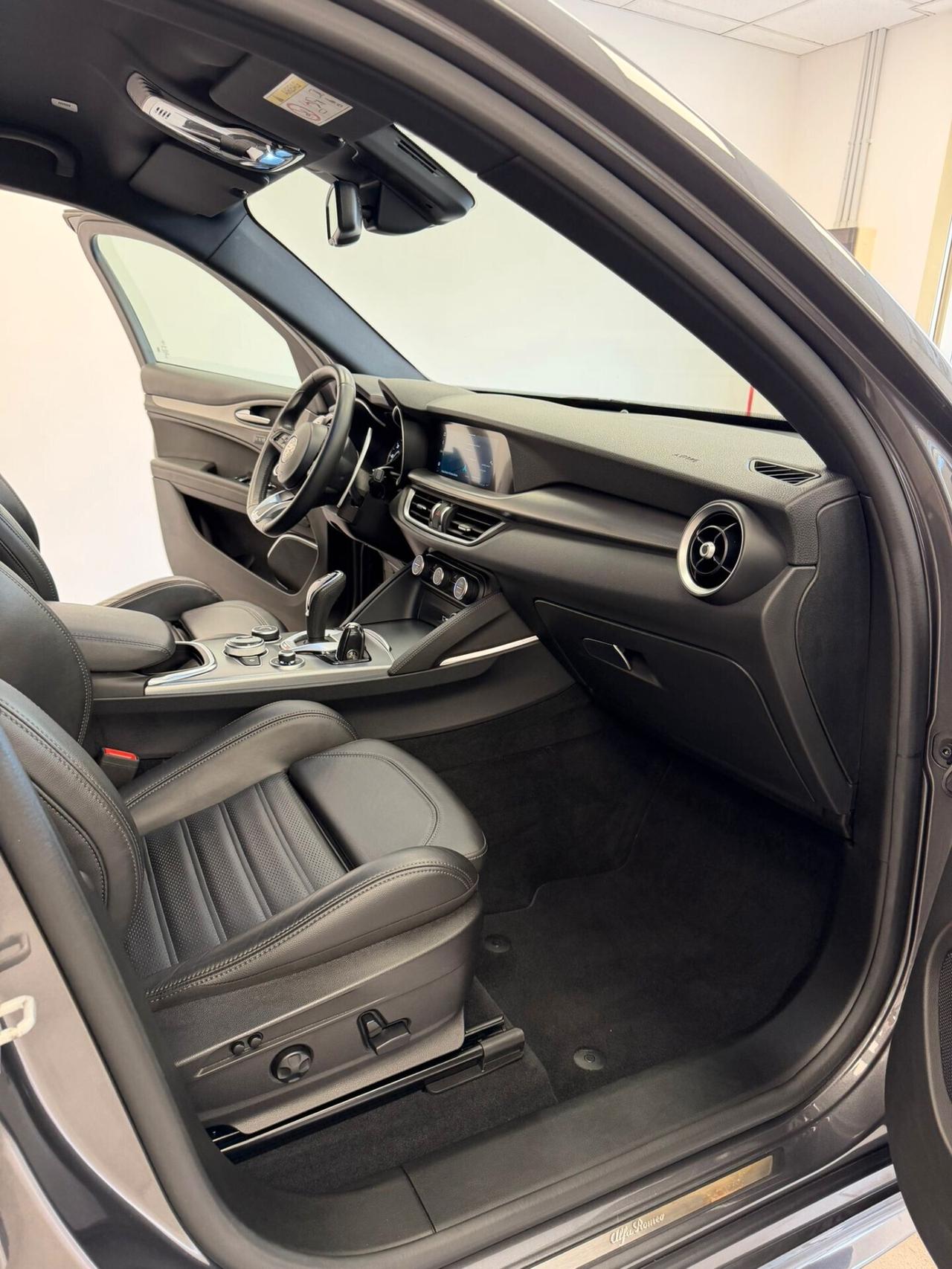 Alfa Romeo Stelvio 2.2 Turbodiesel 210 CV AT8 Q4 Veloce