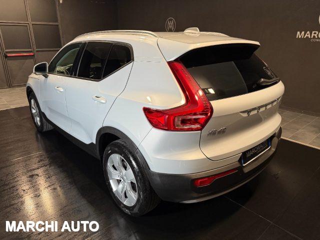 VOLVO XC40 D3 Geartronic Momentum Pro