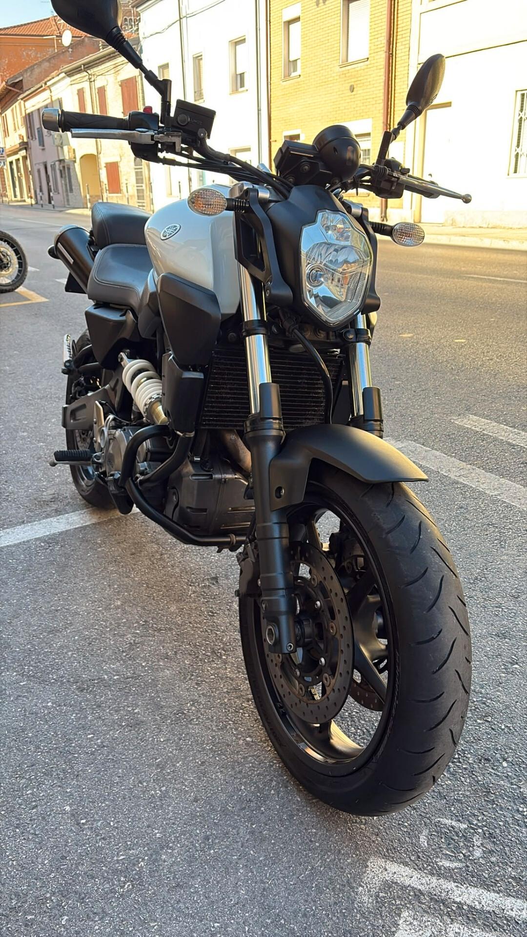 Yamaha MT03 660 BIANCO ANNO 03/2007