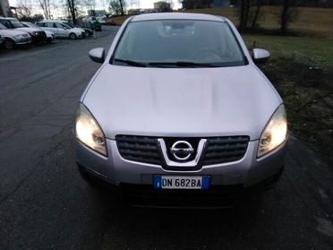 Nissan Qashqai 2.0 dCi DPF 4WD Acenta