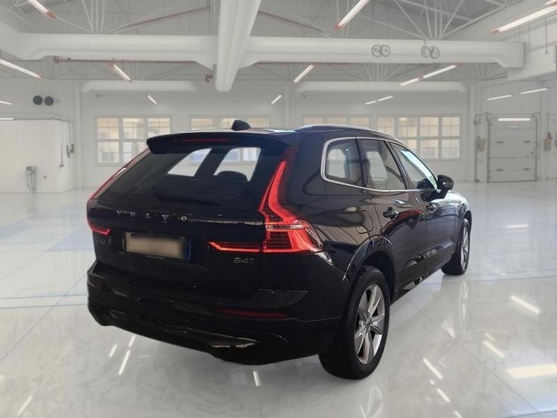 VOLVO XC60 B4 D AWD AUTOMATICO CORE SUV