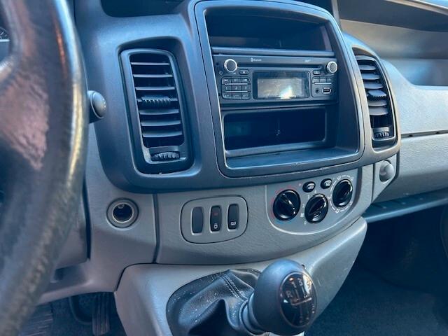 Opel Vivaro 29 2.0 CDTI 120CV PC-TN Combi 9 posti Fap