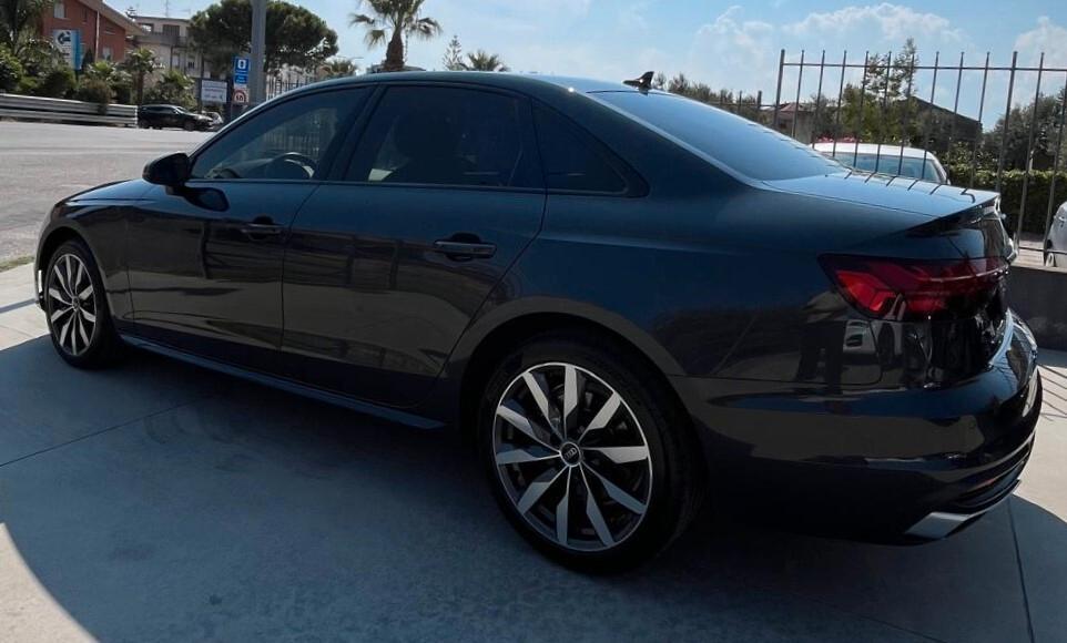 Audi A4 35 TDI/163 CV S tronic Business