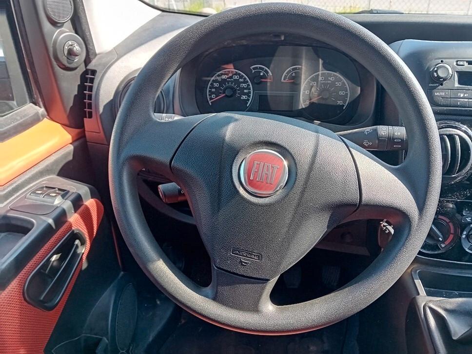Fiat Qubo 1.3 MJT 75 CV Trekking