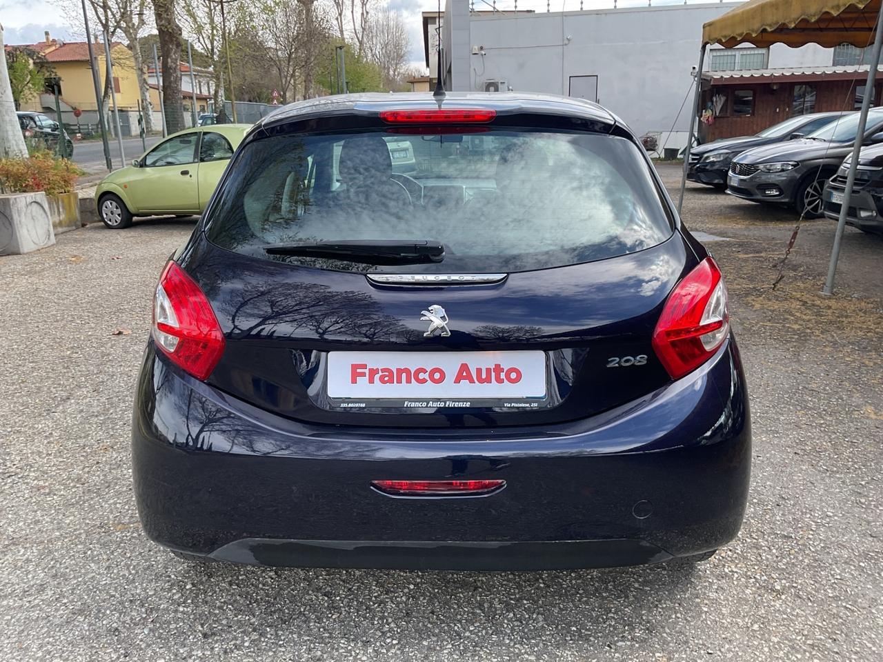 Peugeot 208 1.4 HDi 68 CV 5 porte Allure OK NEOPATENTATI
