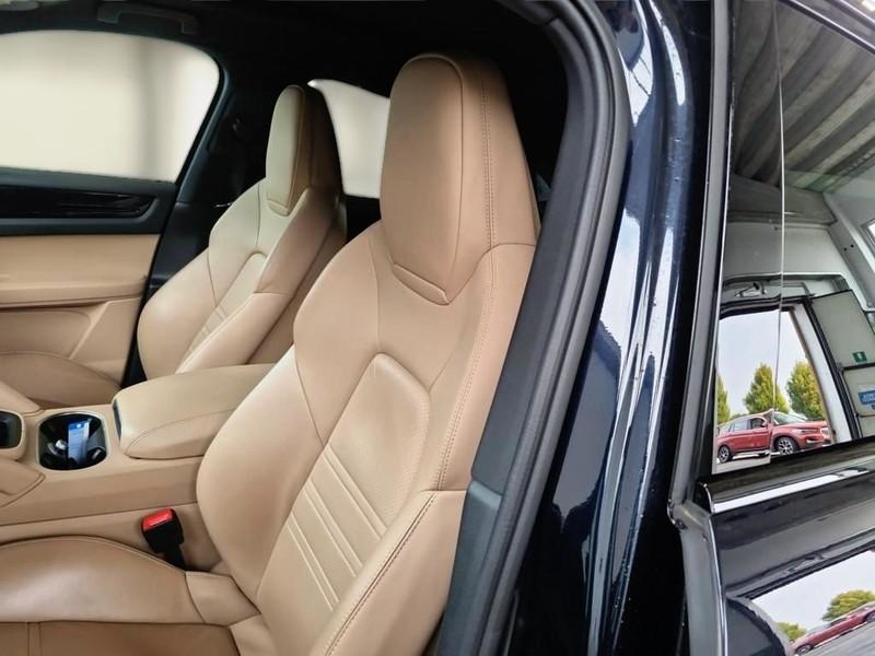 PORSCHE CAYENNE COUPE 3.0 V6 E-HYBRID AUTO SUV