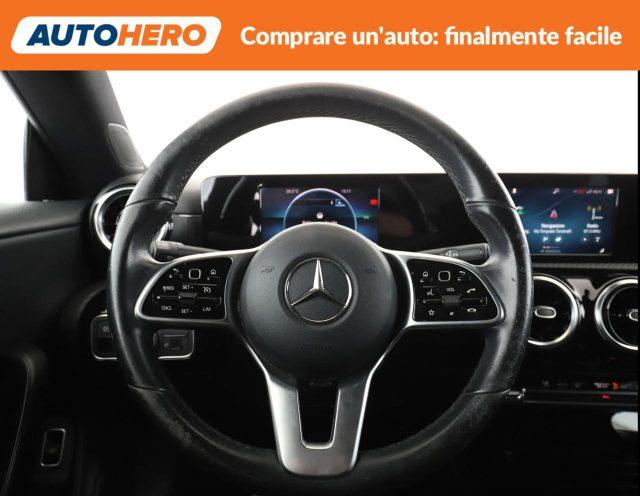 MERCEDES-BENZ A 220 d Automatic Business