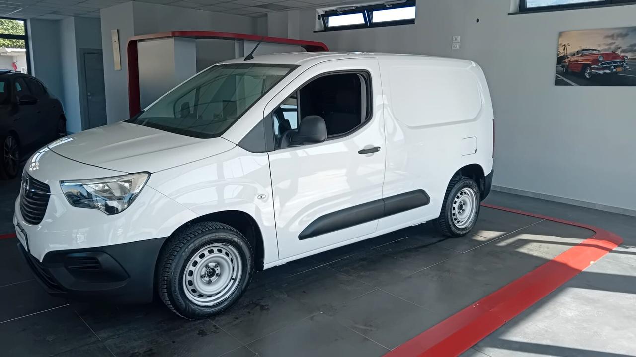 Opel Combo Cargo 1.5 Diesel 100CV S&S PC 650kg Edition
