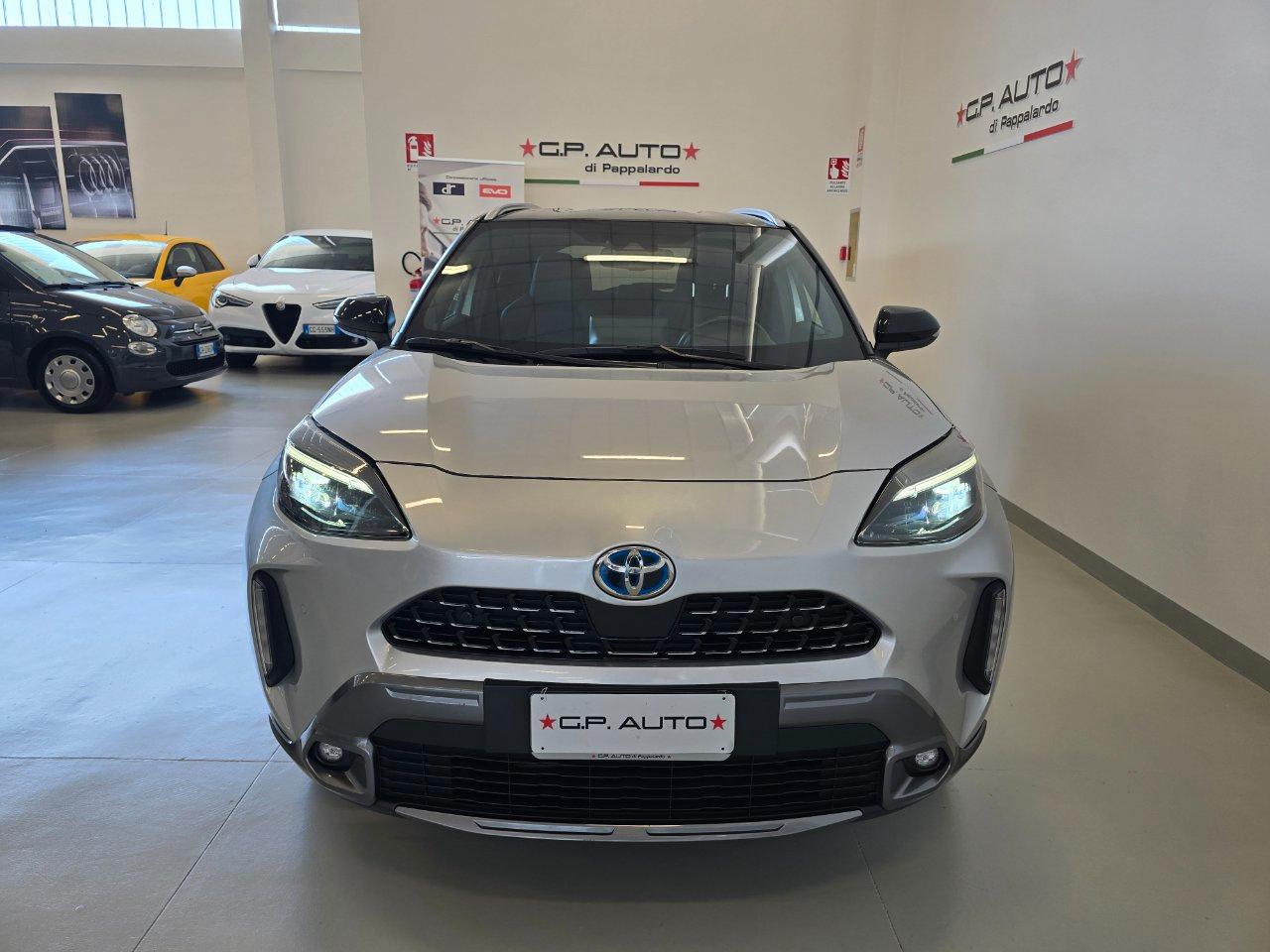 Toyota Yaris Cross 1.5h Adventure awd-i 116cv e-cvt
