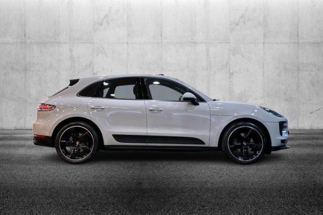 PORSCHE Macan 2.0