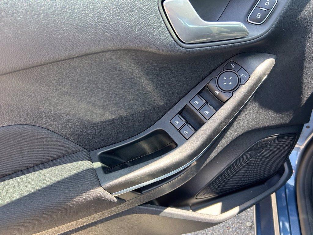 FORD Fiesta m-hybrid Titanium del 2022