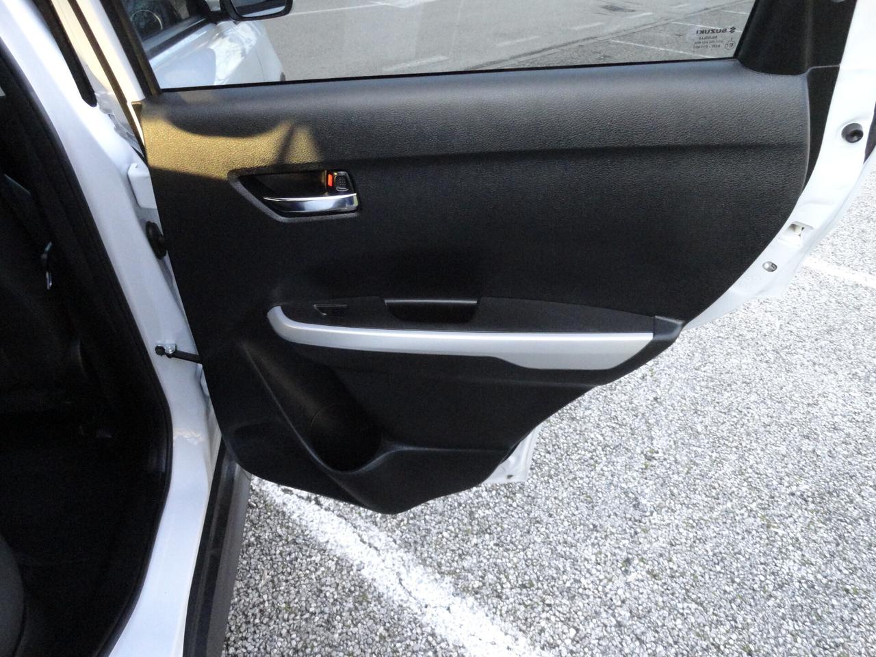 Suzuki Vitara 1.6 VVT A/T V-Top