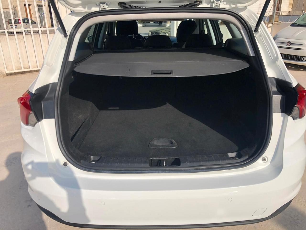 FIAT TIPO SW 1.6 MJT 120CV LOUNGE - 2016