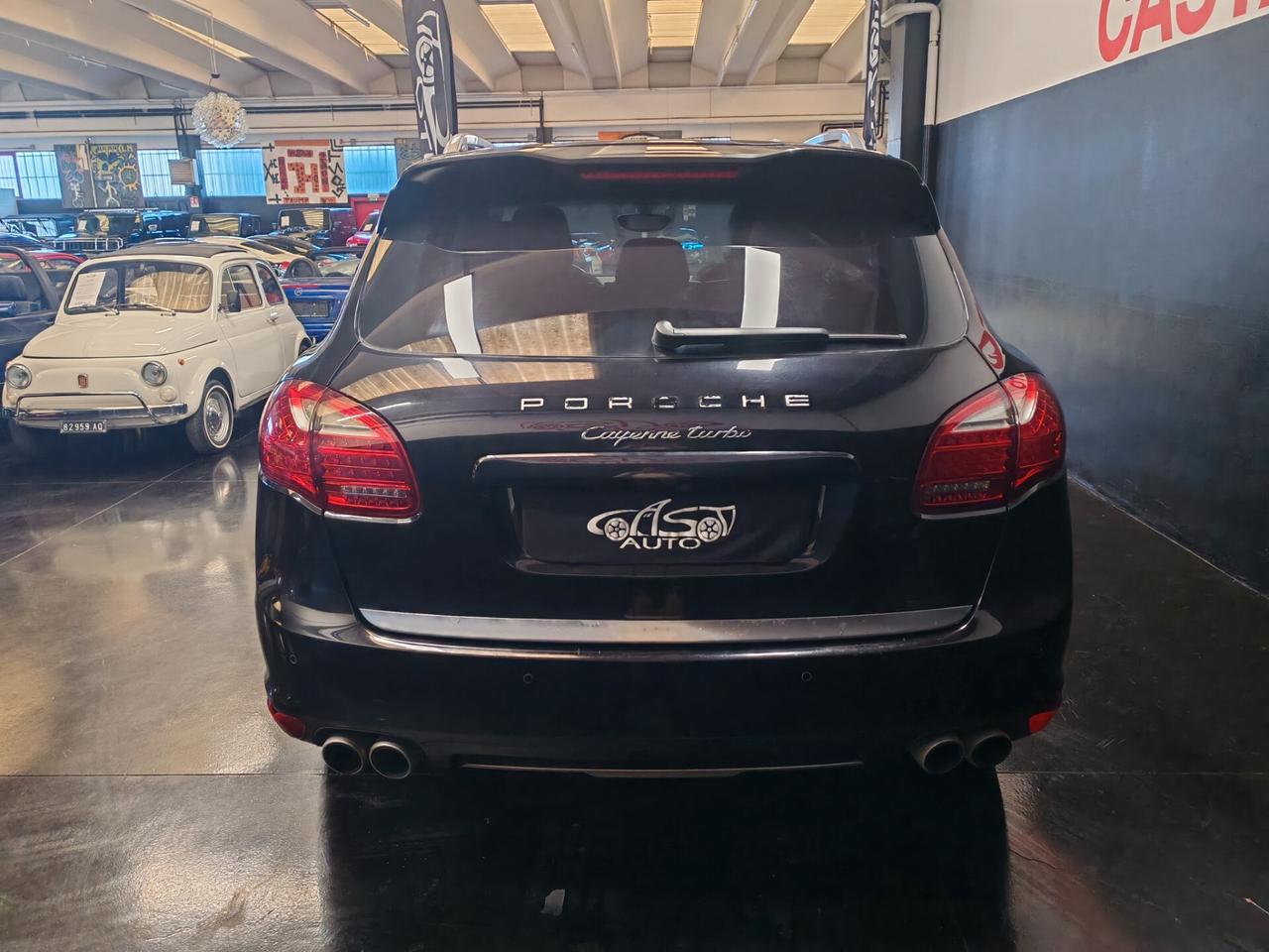 Porsche Cayenne 4.8 Turbo