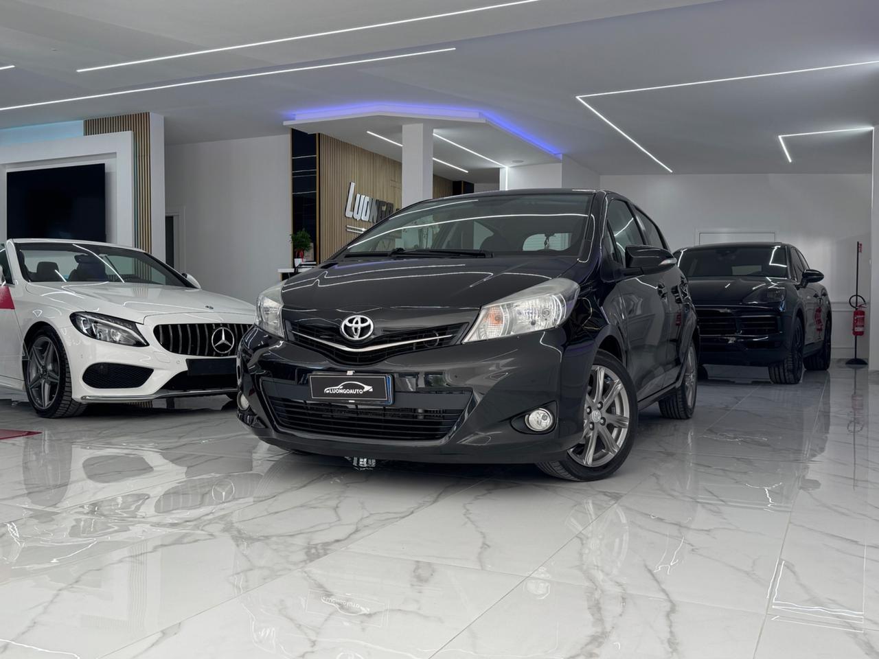 Toyota Yaris 1.4 90 Cv Lounge- Full Opt