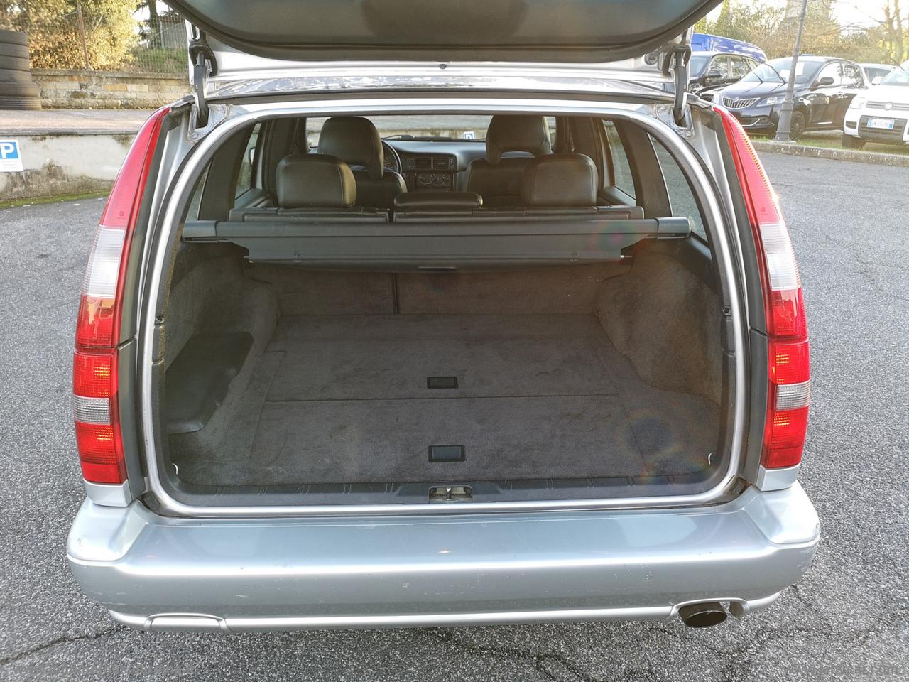 VOLVO V70 2.0I TURBO 20V CAT. T-5 AWD Optima RATE AUTO MOTO SCOOTER