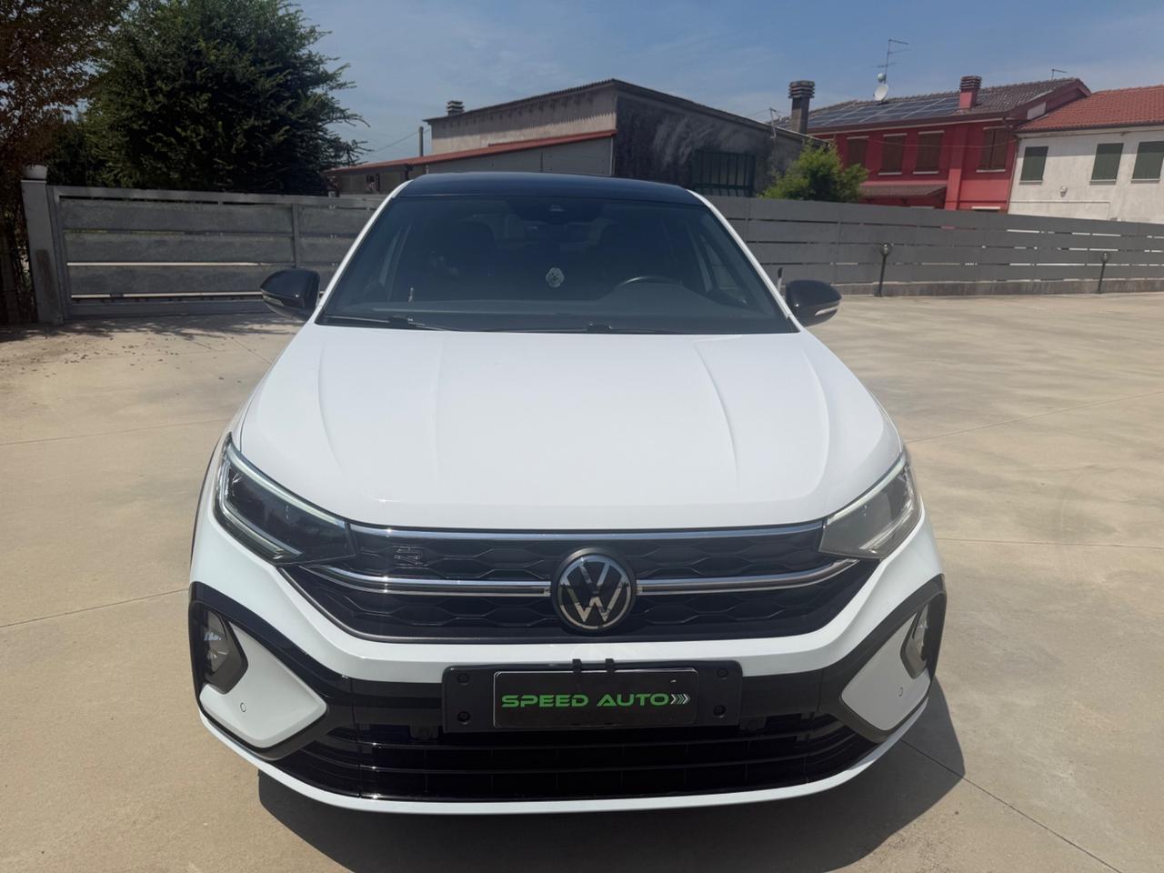 Volkswagen Taigo 1.0 TSI 115 CV DSG R-Line Plus
