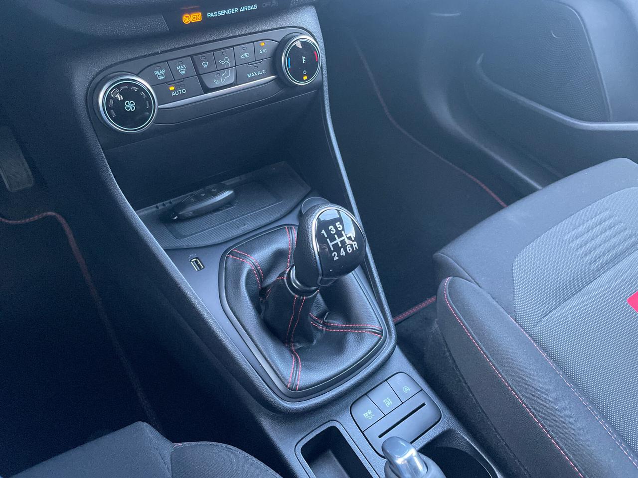 Ford Fiesta 1.0 Ecoboost Hybrid 125 CV 5 porte ST-Line
