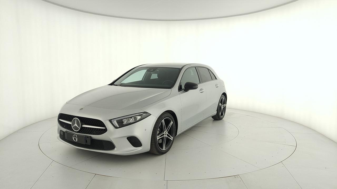 Mercedes-Benz A 180 d Sport auto