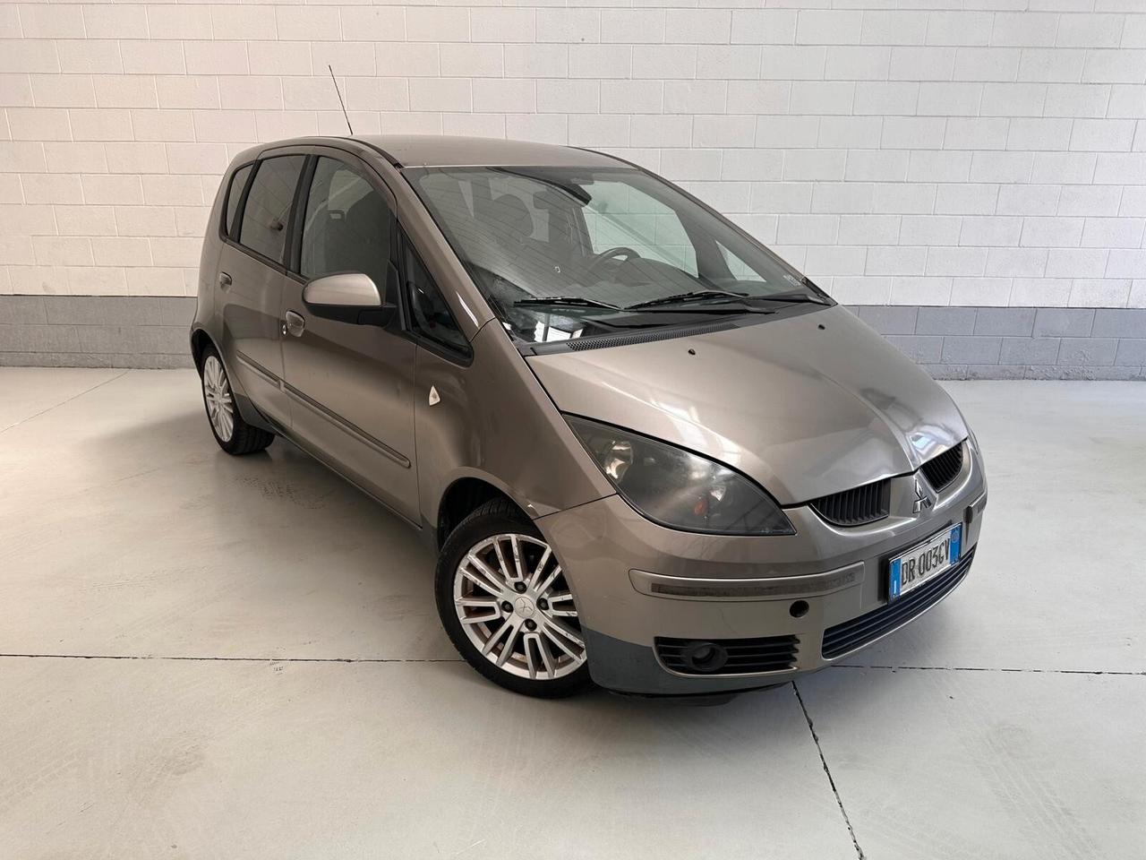 Mitsubishi Colt 1.3 16V 5p. Insport