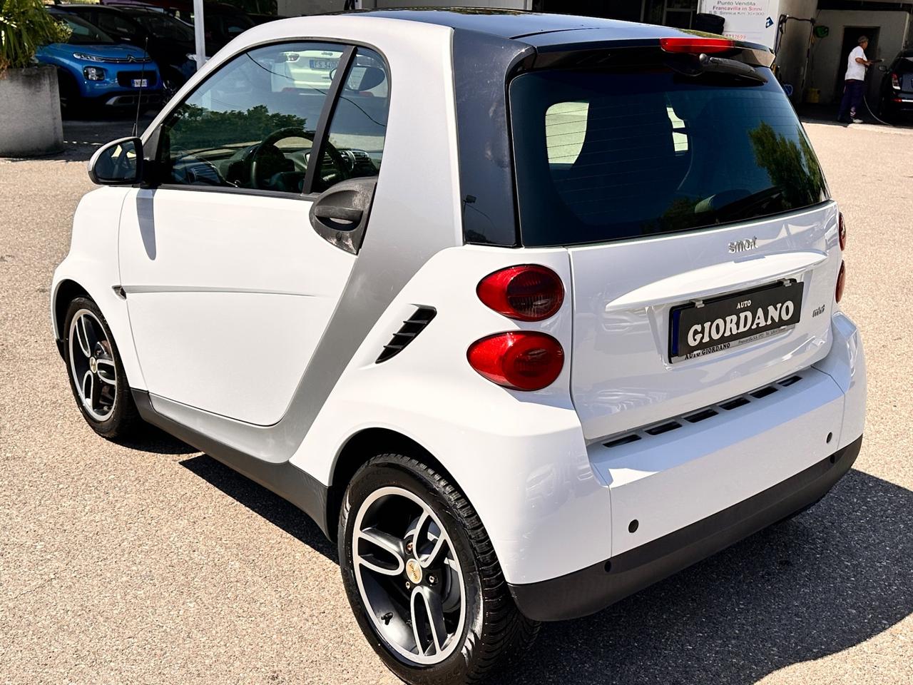 Smart 1.0 mhd benzina 71 cv soli 79.000 km