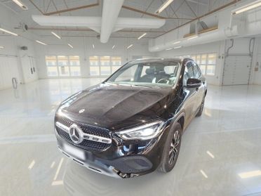 MERCEDES-BENZ GLA 250 e Plug-in hybrid Auto Business Extra