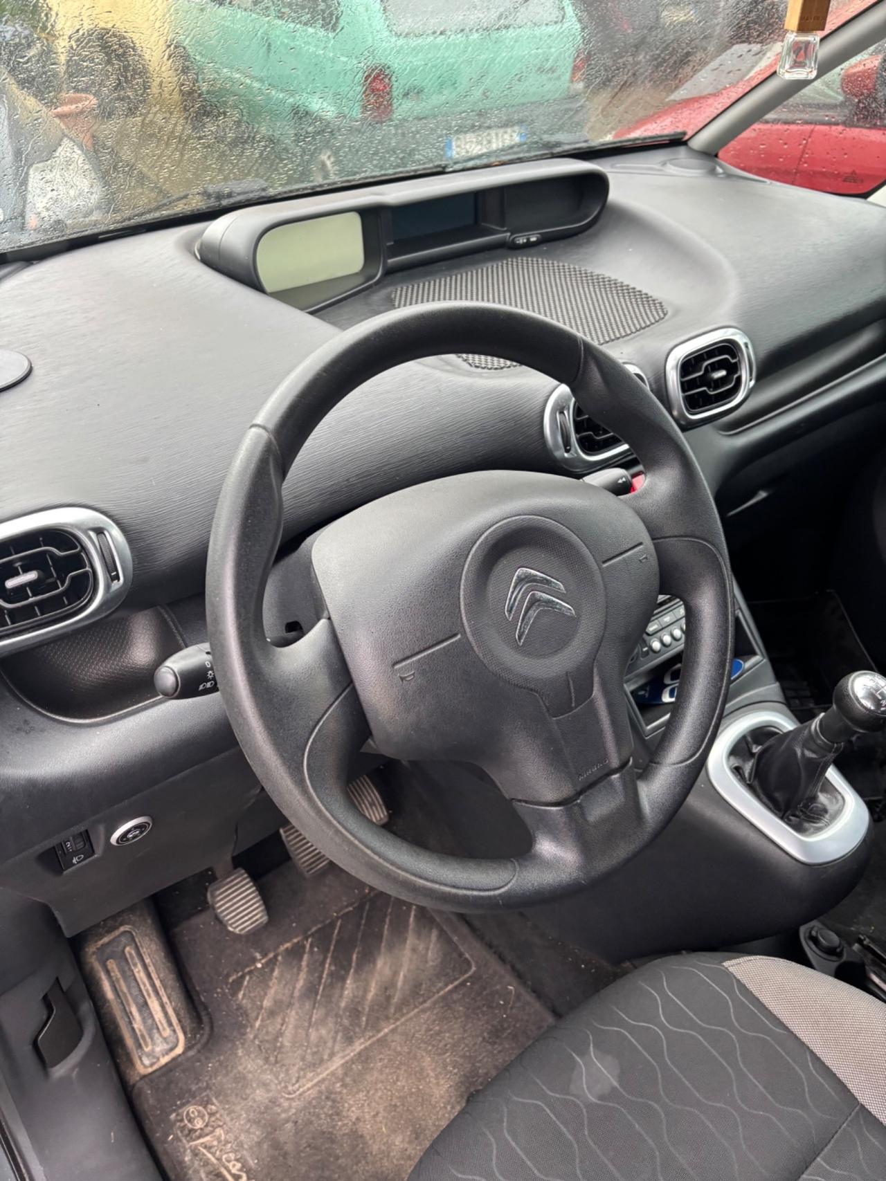 Citroen C3 Picasso 1.4 VTi 95 GPL airdream Seductio da commercianti