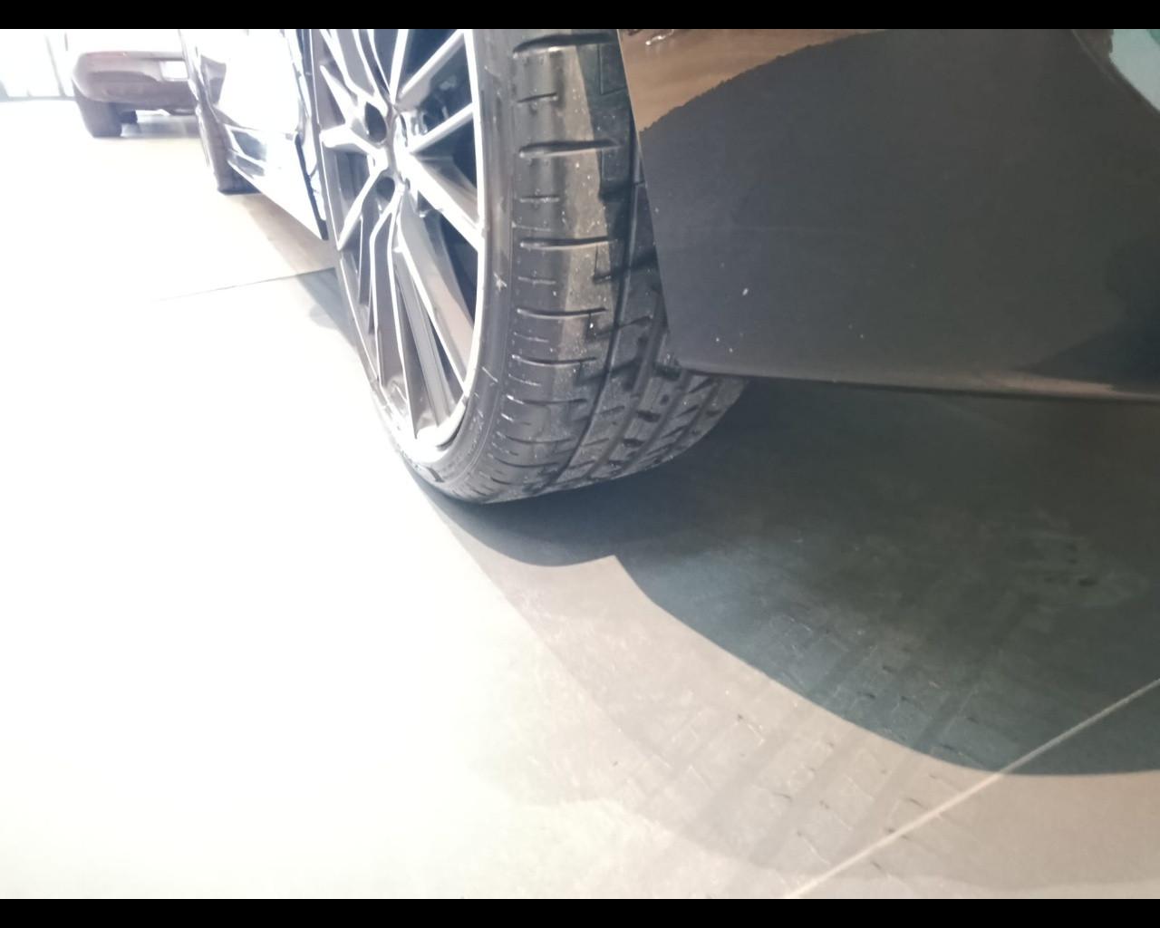 BMW Serie 1 F40 - 118d Msport auto