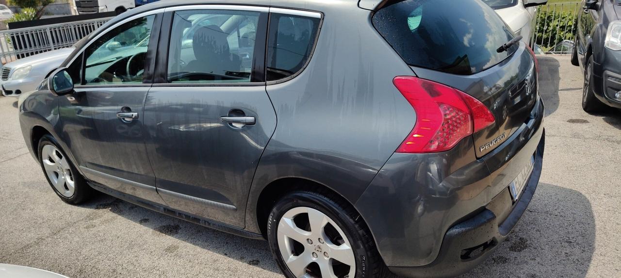 Peugeot 3008 1.6 HDi 110CV Outdoor