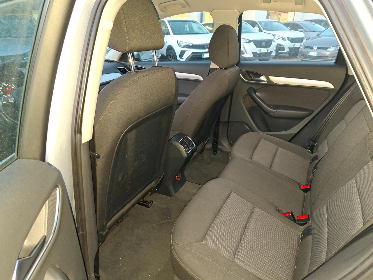 Audi Q3 2.0 TDI 150 CV quattro Business