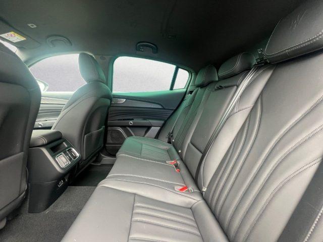 MASERATI Grecale MY25 MHEV 300 CV AWD