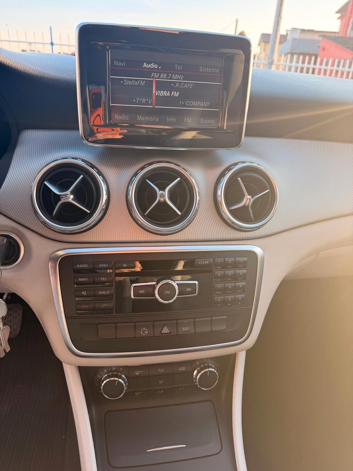 Mercedes-benz GLA 200 CDI Automatic Sport
