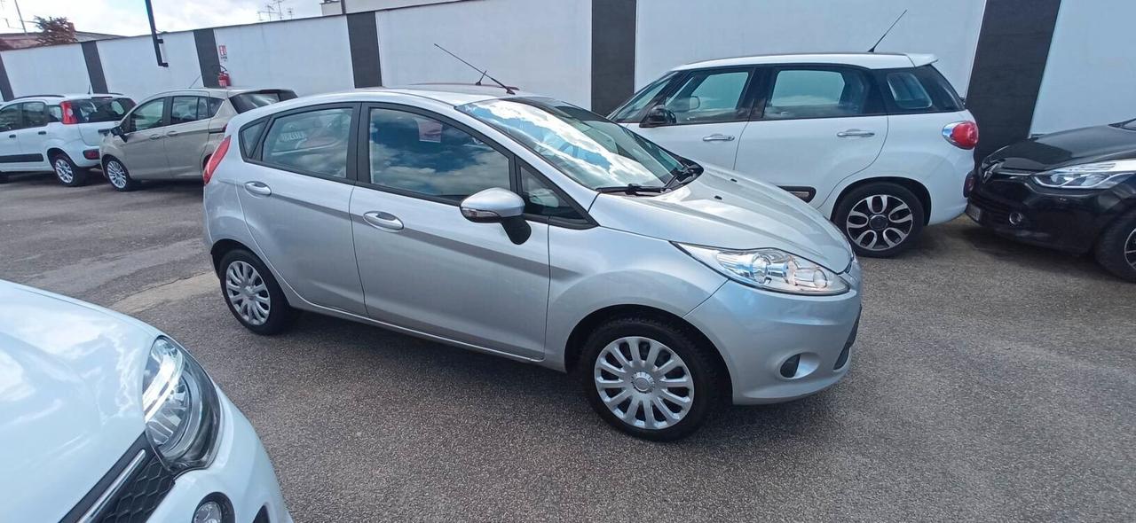 Ford Fiesta 1.4 TDCi LEGGI!