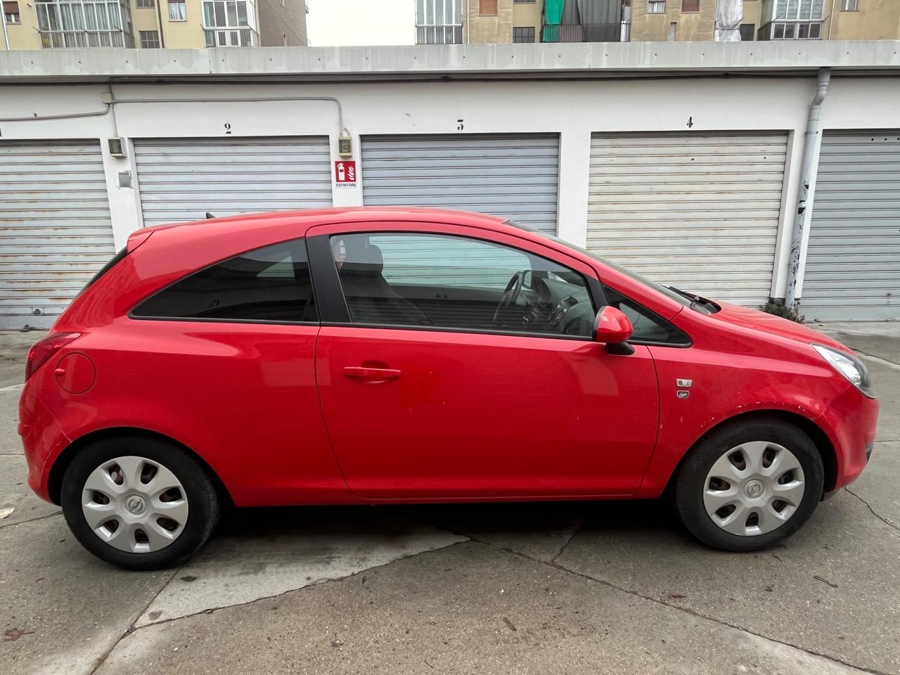 Opel Corsa 1.2 80CV 3 porte GPL-TECH Edition