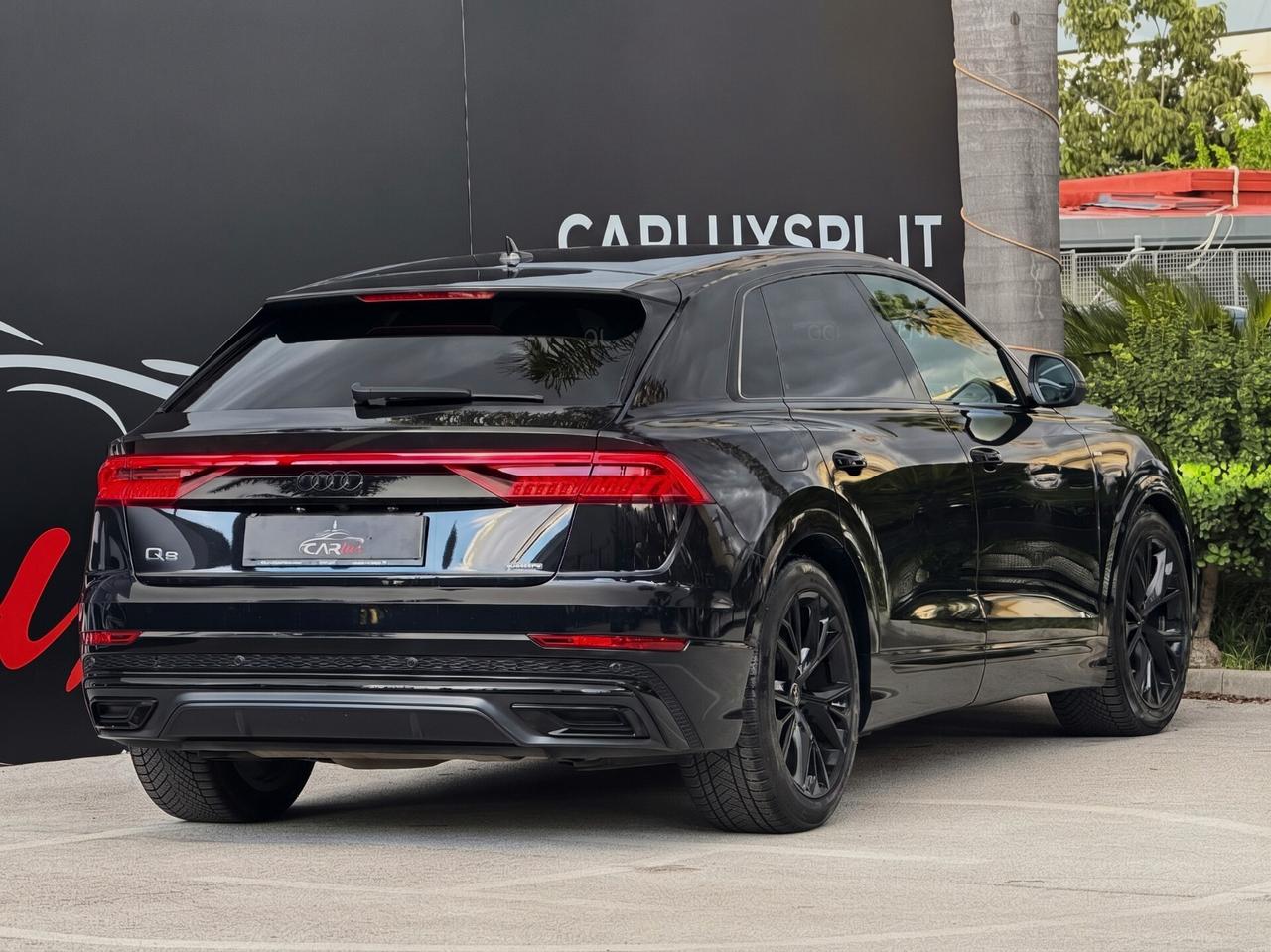 Audi Q8 50 TDI MHEV Quattro Tip 286CV S line