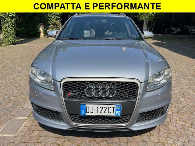 AUDI RS 4 4.2 V8 Avant quattro
