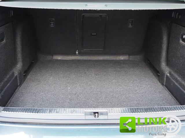 SKODA Superb 2.0 TDI DSG Wagon Executive