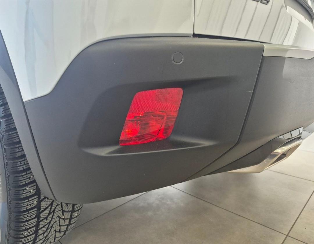 PEUGEOT 2008 GT Hybrid 136 e-DCS6