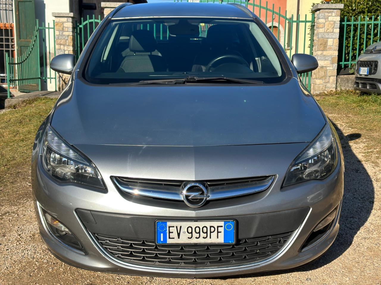 Opel Astra 1.7 CDTI 110CV Sports Tourer Cosmo