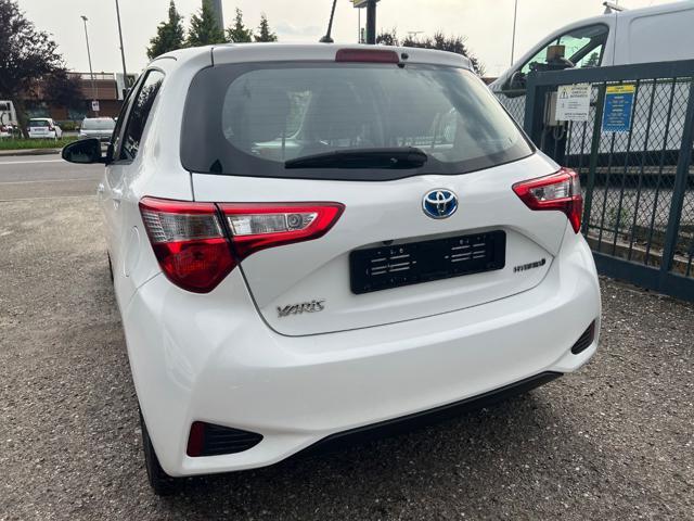 TOYOTA Yaris 1.5 Hybrid 5 porte Active