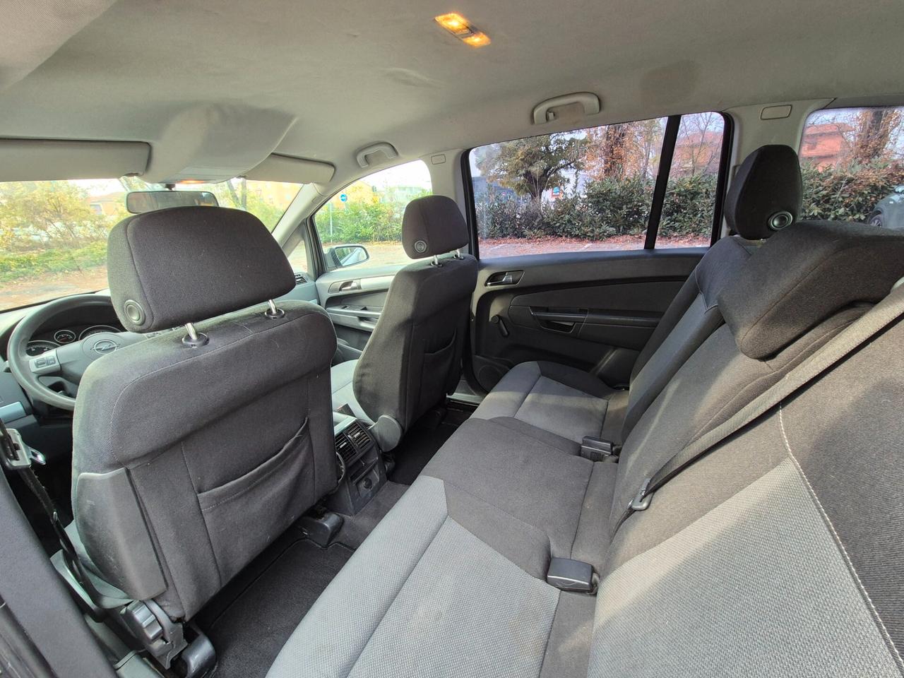 ZAFIRA 7 POSTI GANCIO TRAINO GARANZIA 12 MESI