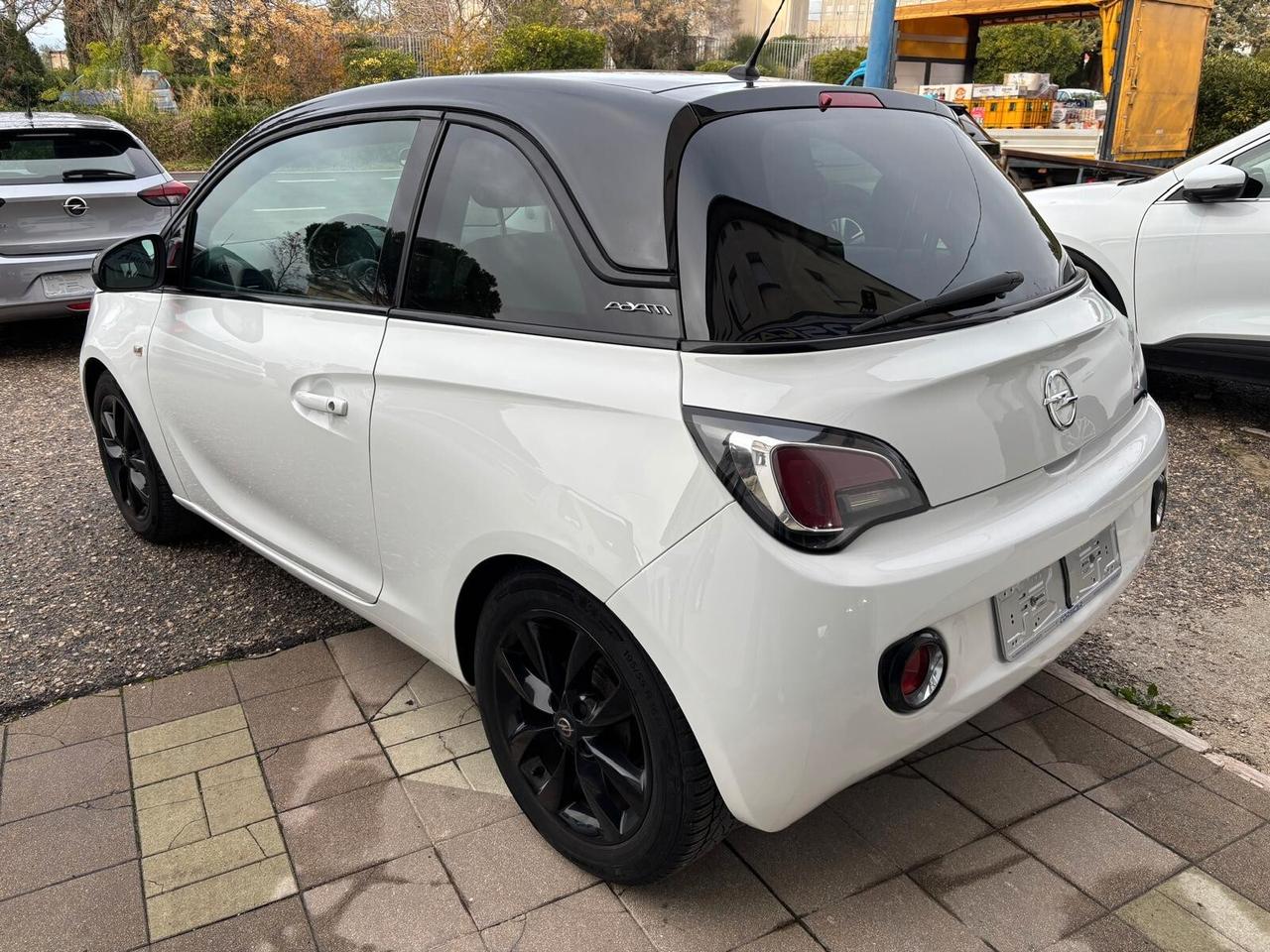 Opel Adam 1.2 70 CV Jam
