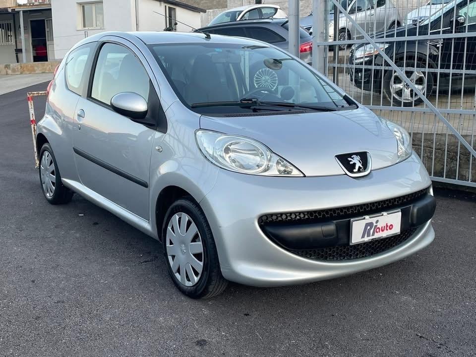 Peugeot 107 1.0 68CV