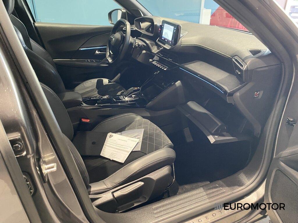 Peugeot 2008 1.5 BlueHDi GT EAT