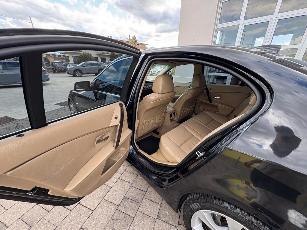 Bmw 530d Berlina Attiva aut. 218cv