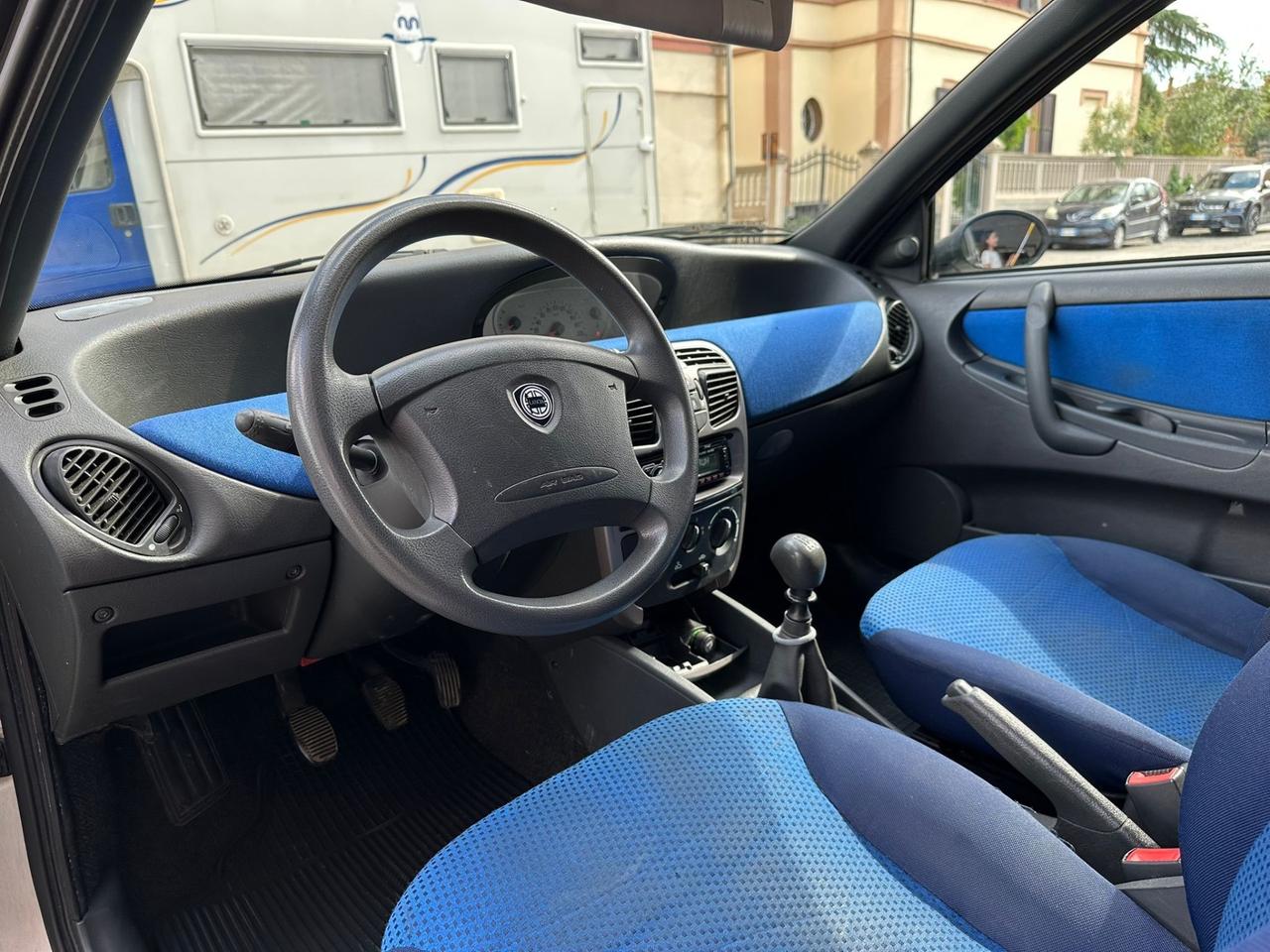 Lancia Y 1.2i cat Elefantino Blu